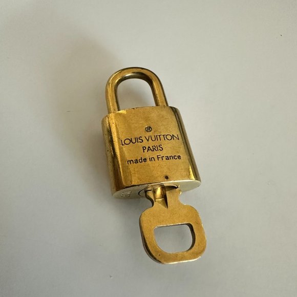 Louis Vuitton Lock and Key set #300 - Picture 3 of 4